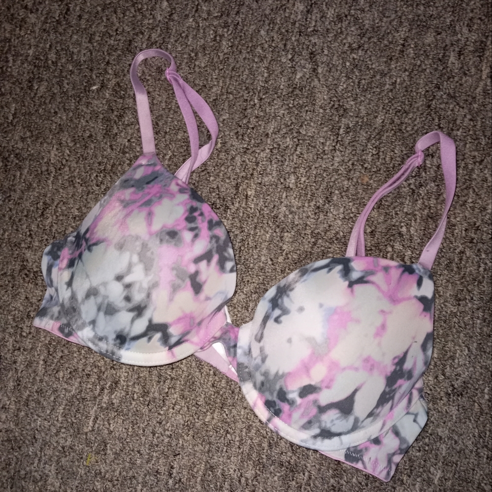 Victoria Secret Pink tie dye t shirt bra size 34B - Picture 2 of 4